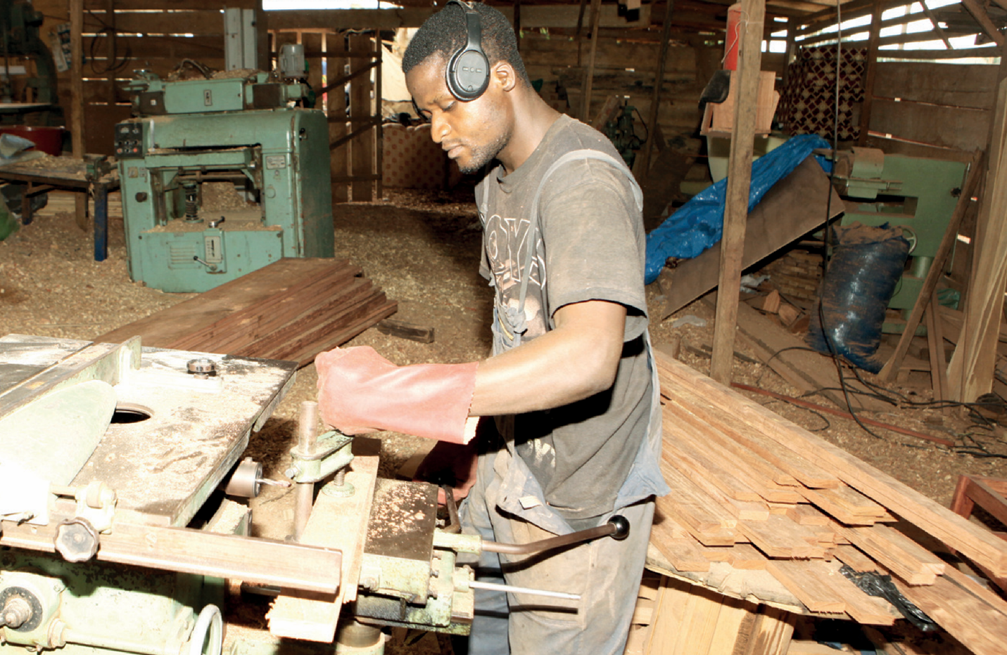 Gov’t launches programme to train 100 ...